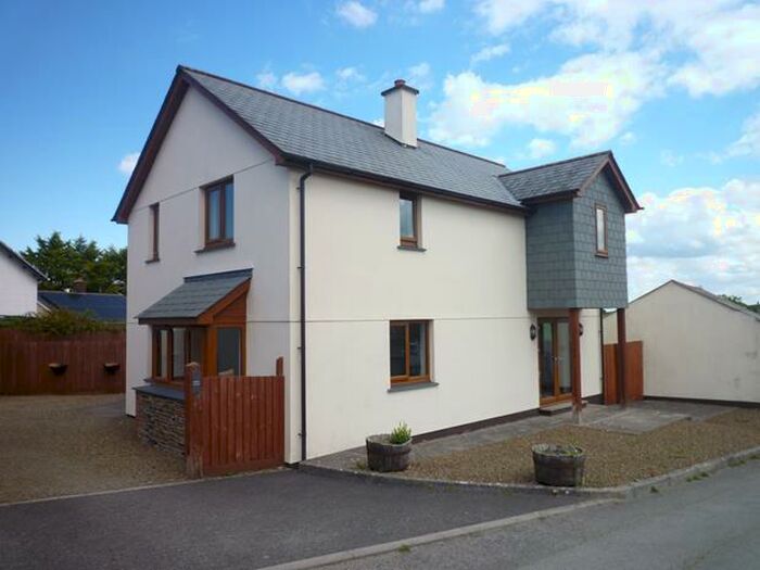 4 Bedroom Detached House To Rent In Sutcombe, Holsworthy, EX22