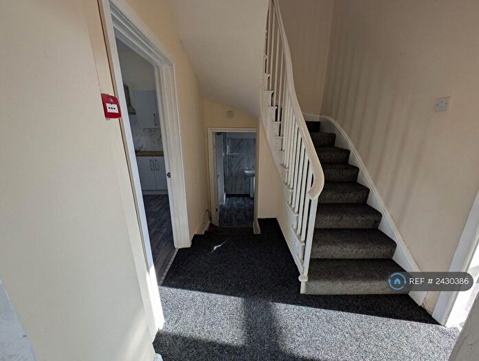 2 Bedroom Flat To Rent In Birchfield Road, Birmingham, B19