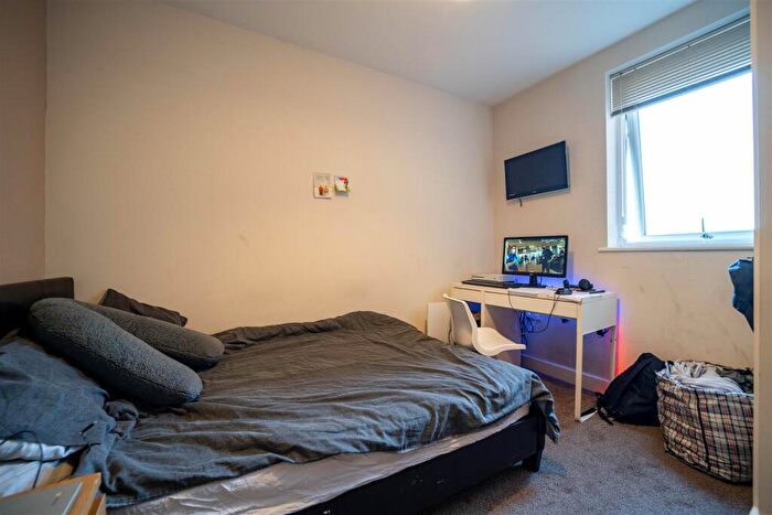 10 Bedroom House To Rent In Heeley Road, Birmingham, West Midlands, B29