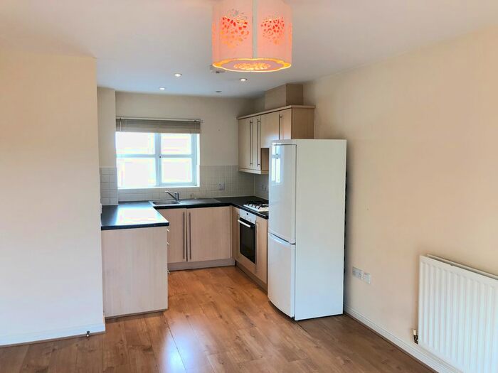 1 Bedroom Flat To Rent In Whitehall Close, Borehamwood, WD6