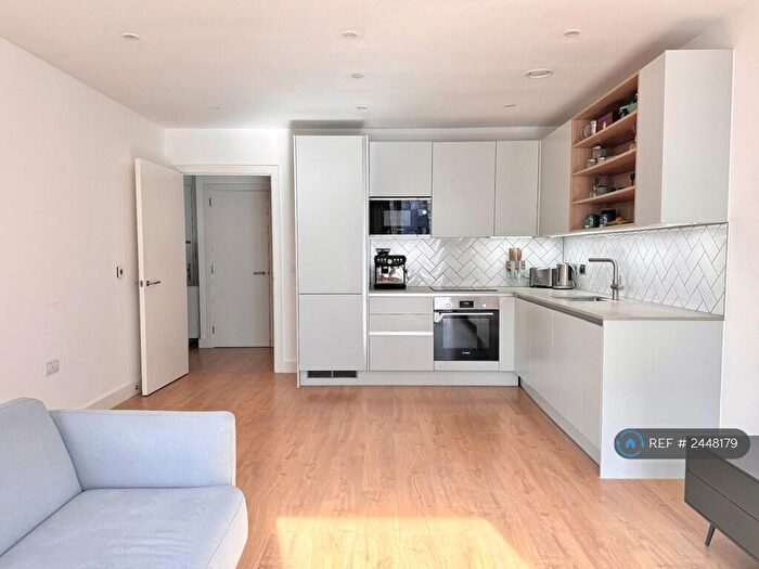 1 Bedroom Flat To Rent In Blair Street, London, E14