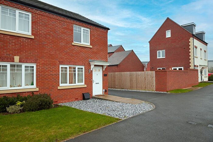 2 Bedroom Semi-Detached House To Rent In Hatfield Close, Lichfield, WS13