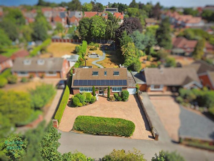 4 Bedroom Detached Bungalow For Sale In Blyth Grove, Worksop, S81