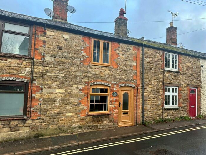 2 Bedroom Terraced House To Rent In Ferndale Street, Faringdon, Oxfordshire, SN7