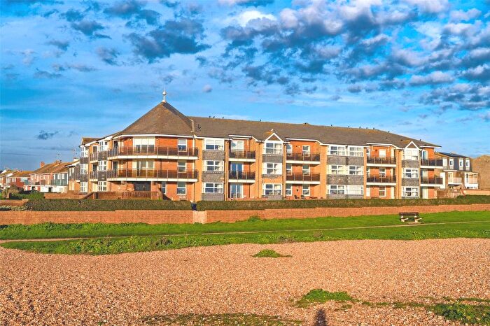 3 Bedroom Flat For Sale In Broadmark Lane, Rustington, Littlehampton, West Sussex, BN16