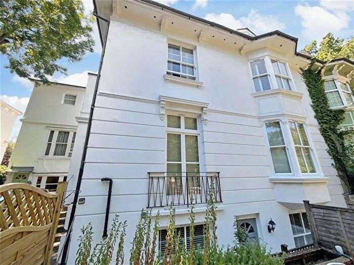 2 Bedroom Flat For Sale In Preston Road, Brighton, East Sussex, BN1