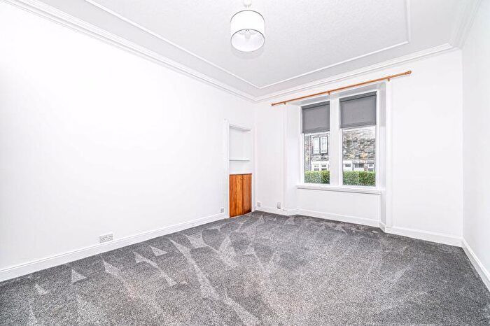 1 Bedroom Flat For Sale In Harcourt Road, Kirkcaldy, KY2