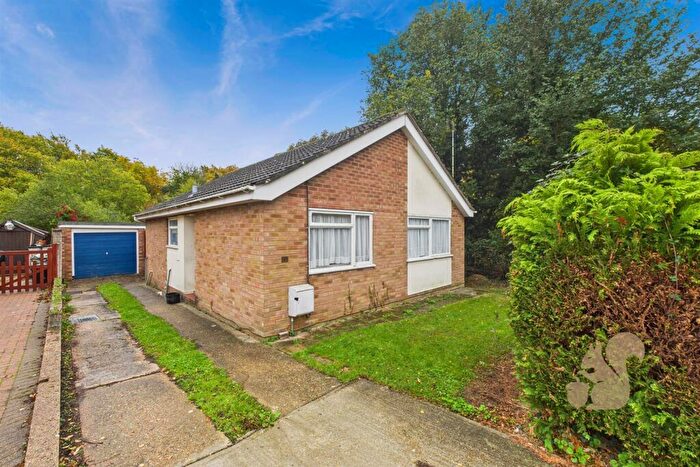 2 Bedroom Detached Bungalow For Sale In Bracken Way, Abberton, Colchester, CO5