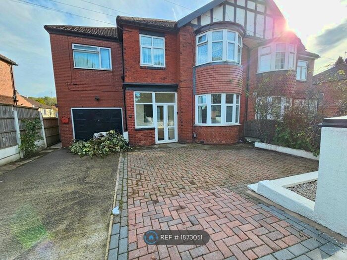 3 Bedroom Semi-Detached House To Rent In Middleton Road, Manchester, M8