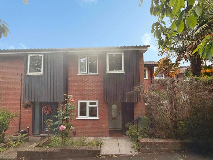 3 Bedroom Terraced House For Sale In Greenham Wood, Bracknell, Berkshire, RG12