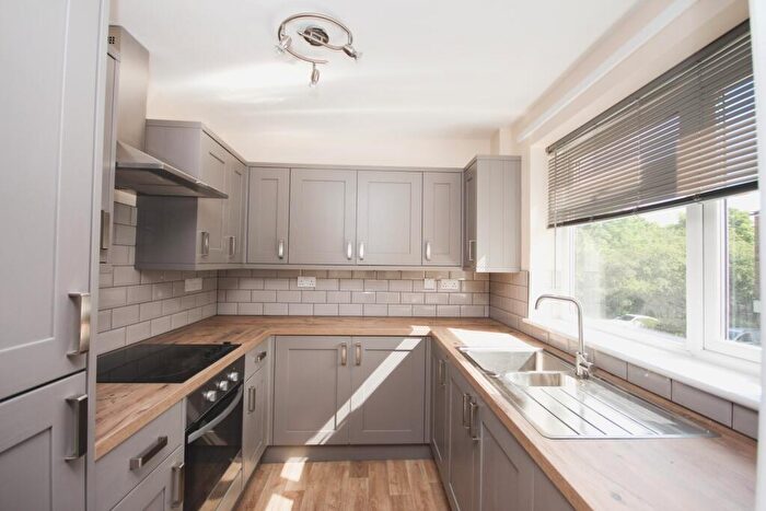 1 Bedroom Apartment To Rent In Ladybank, Bracknell, RG12