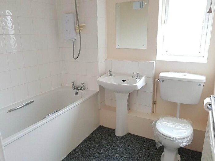 1 Bedroom Flat To Rent In West Mills Road, Fordingbridge, Hampshire, SP6