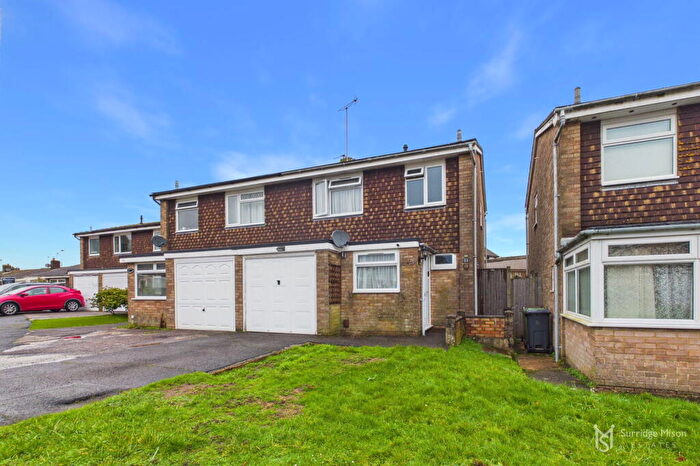 3 Bedroom Semi-Detached House For Sale In Old Orchard Place, Hailsham, East Sussex, BN27