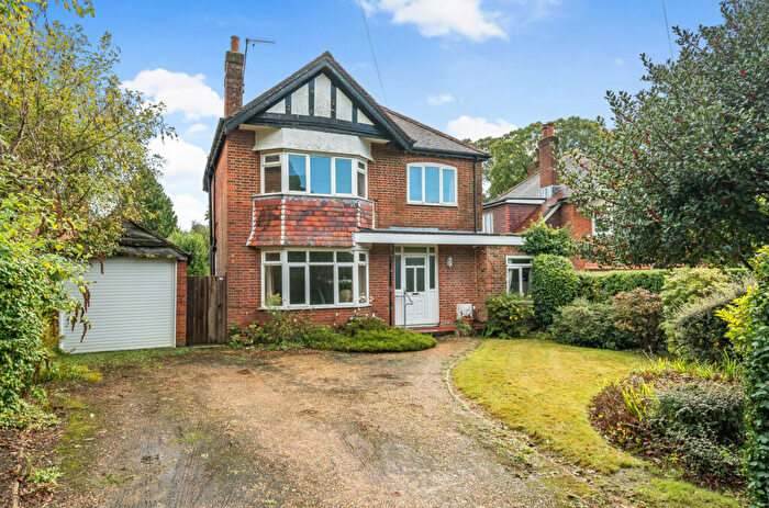 4 Bedroom Detached House For Sale In Glen Eyre Road, Bassett, Southampton, Hampshire, SO16