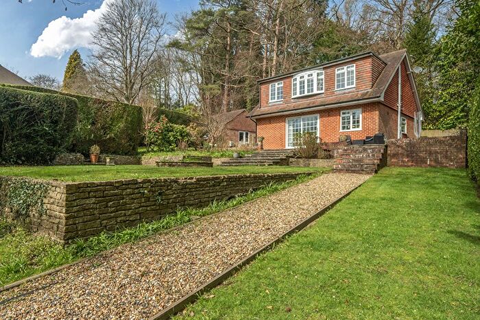 4 Bedroom Detached House For Sale In Farnham Lane, Haslemere, GU27