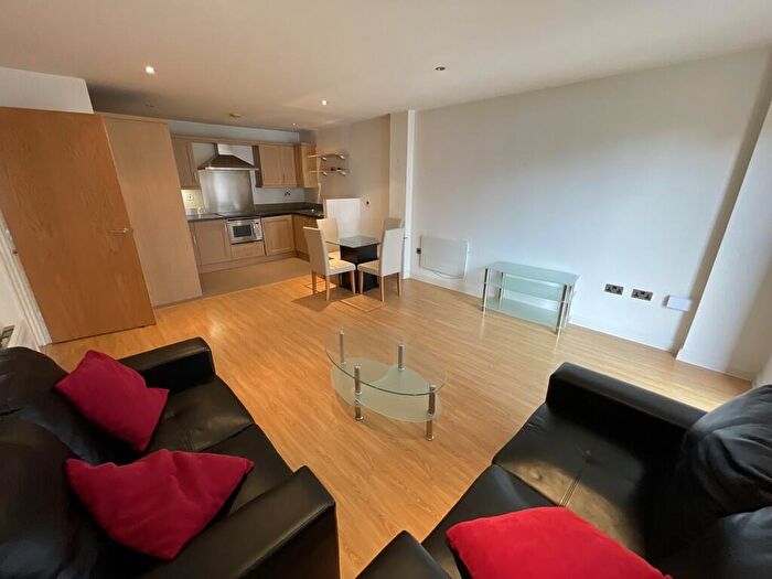 2 Bedroom Apartment To Rent In , Salford, M5