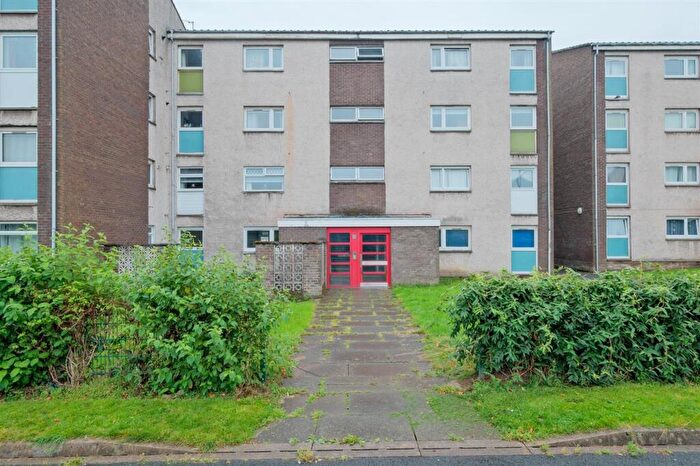 2 Bedroom Apartment For Sale In George Court, Hamilton, ML3