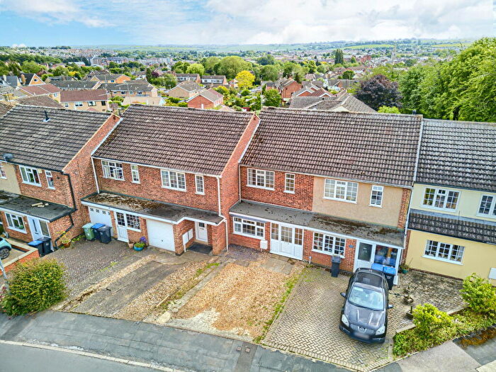 3 Bedroom Terraced House For Sale In Ridgeway West, Market Harborough, LE16