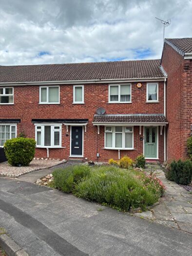 3 Bedroom Town House To Rent In Alder Close, Derby, Derby City, DE21