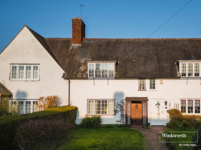 2 Bedroom Terraced House For Sale In Scudamore Lane, Kingsbury, London, ., NW9