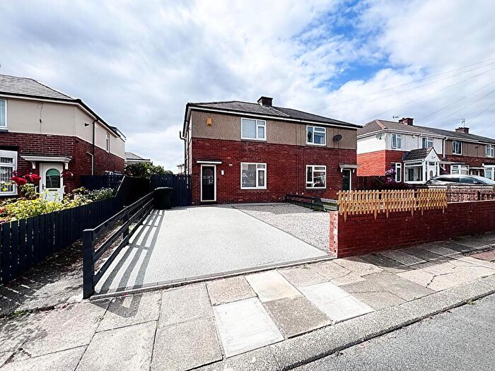 3 Bedroom Semi-Detached House For Sale In Bede Crescent, Holy Cross, Wallsend, NE28