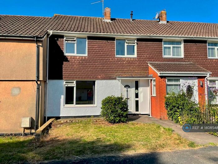 3 Bedroom Terraced House To Rent In Tidenham Way, Patchway, Bristol, BS34