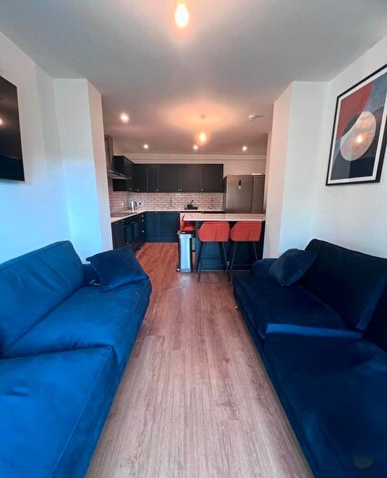 7 Bedroom Semi-Detached House To Rent In Fourth Avenue, Bristol, BS7