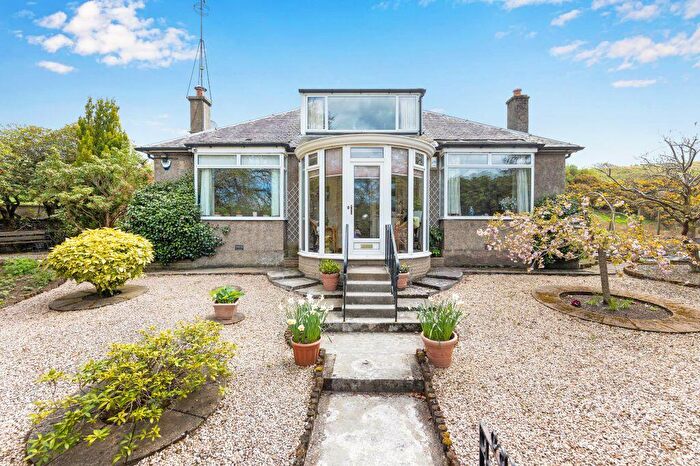 3 Bedroom Detached Bungalow For Sale In The Beeches, Penicuik, Midlothian, EH26