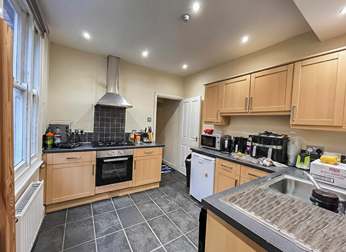 4 Bedroom End Of Terrace House To Rent In Stretton Road, West End, Leicester, LE3