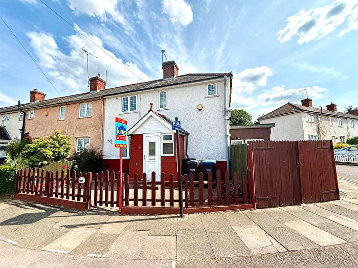 5 Bedroom End Of Terrace House To Rent In Central Avenue, Enfield, EN1