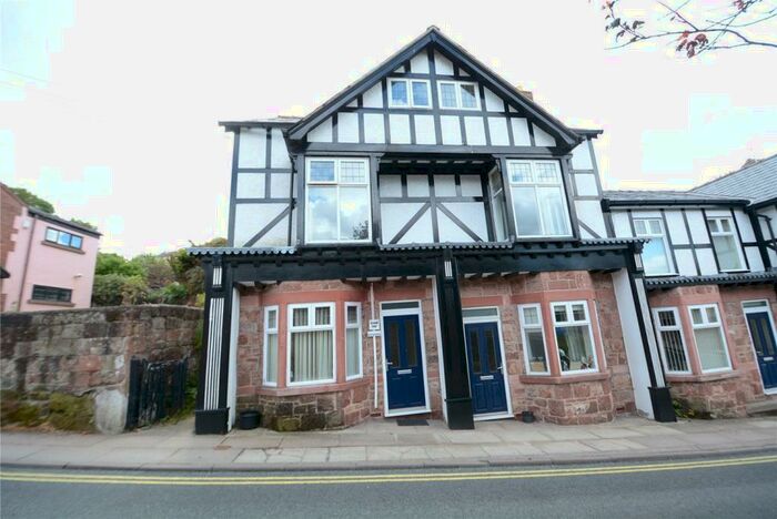 Flat To Rent In Village Road, West Kirby, Wirral, CH48