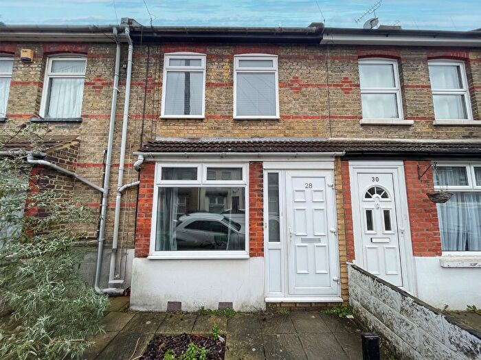 2 Bedroom Terraced House To Rent In Cecil Road, Gravesend, Kent, DA11