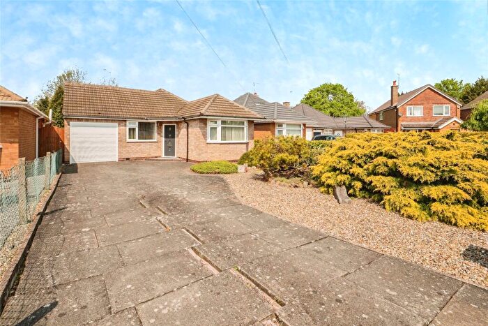 2 Bedroom Bungalow For Sale In Thirlmere Road, Wigston, Leicestershire, LE18