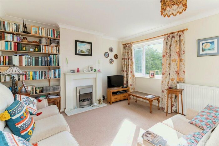 2 Bedroom Bungalow For Sale In Moor Road, Staverton, Totnes, Devon, TQ9