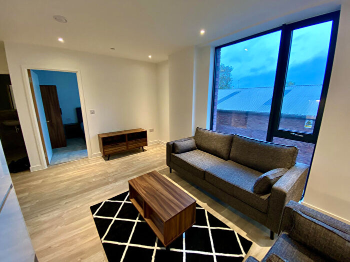 2 Bedroom Apartment To Rent In Queen Street, Salford, Greater Manchester, M3
