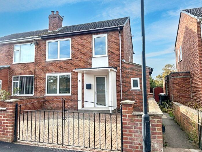 3 Bedroom Semi Detached House To Rent In Basingstoke Place, Forest Hall, Newcastle Upon Tyne, NE12