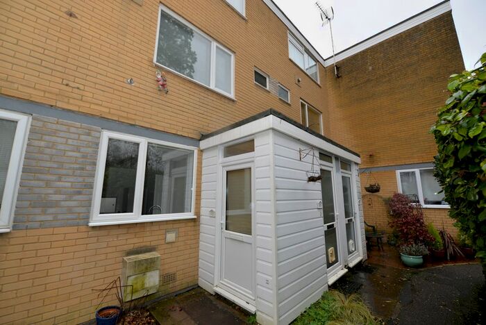 2 Bedroom Flat To Rent In Bracken Lane, Southampton, SO16