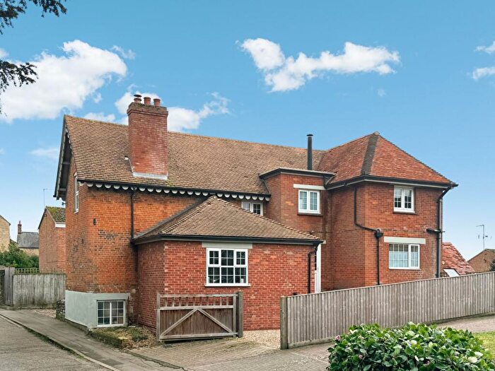 4 Bedroom Detached House For Sale In Stanford Road, Faringdon, SN7