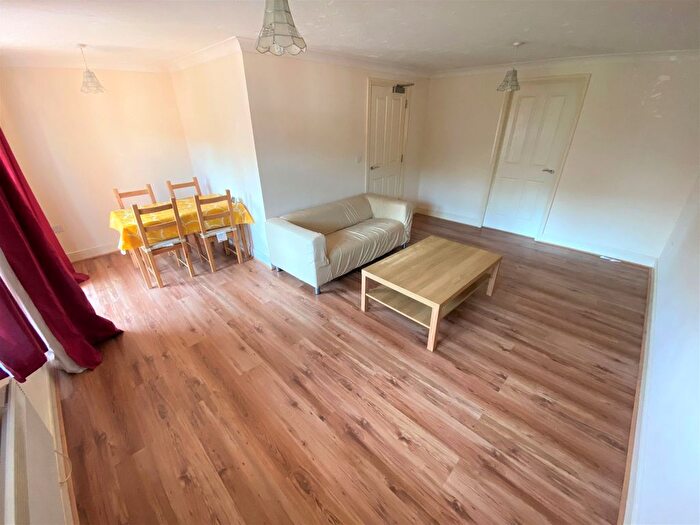 2 Bedroom Flat To Rent In Burleigh Road, Old School Square Burleigh Road, PR1