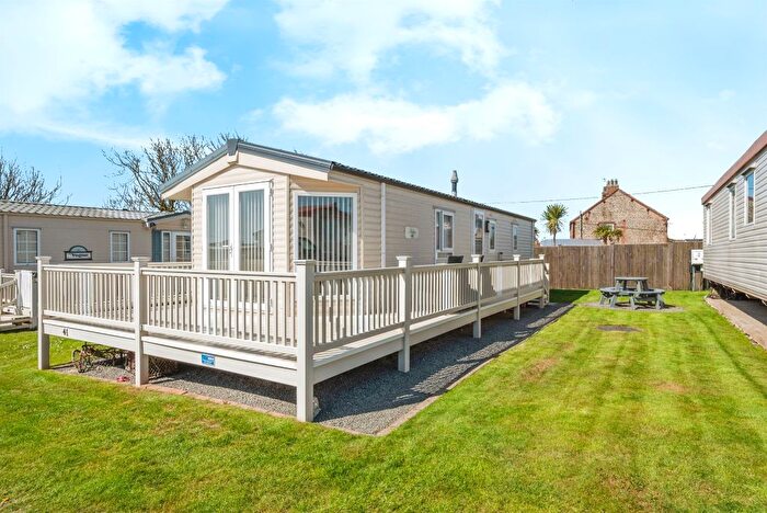 2 Bedroom Mobile/park Home For Sale In Coast Road, Bacton, Norwich, NR12