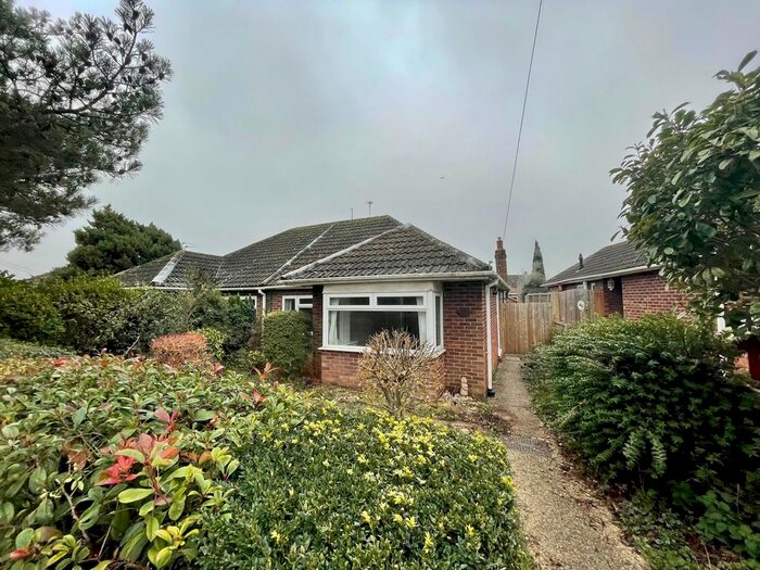 2 Bedroom Semi-Detached House To Rent In Station Road, Thatcham, RG19