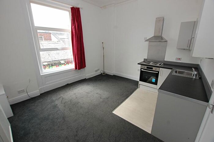 1 Bedroom Apartment To Rent In Market Avenue, Ashton-under-Lyne, Greater Manchester, OL6