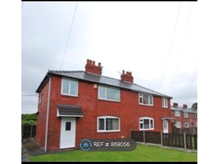 3 Bedroom Semi-Detached House To Rent In Barnston Avenue, Manchester, M14