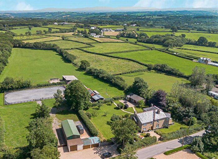6 Bedroom Detached House For Sale In Shebbear, Beaworthy, EX21