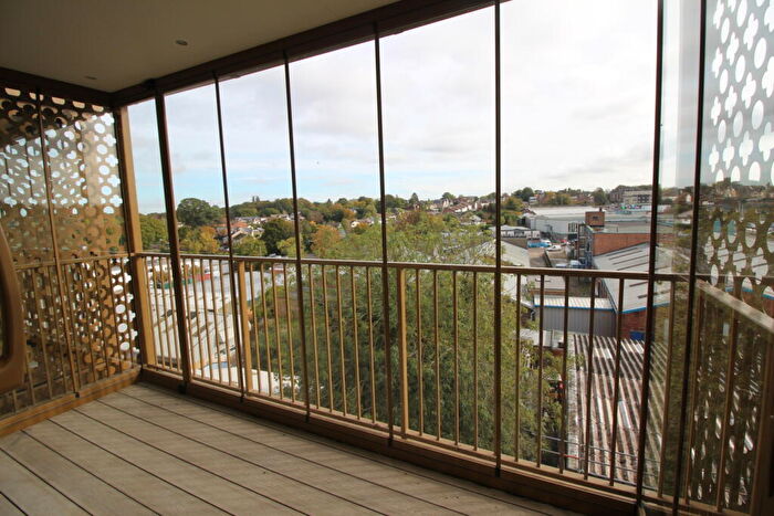 2 Bedroom Apartment To Rent In Park View, Radford Way, CM12