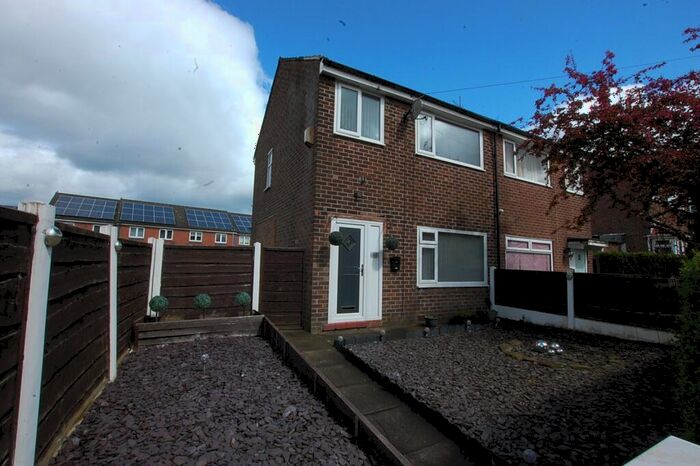 2 Bedroom Semi-Detached House To Rent In Whiteley Street, Chadderton, Oldham, Greater Manchester, OL9