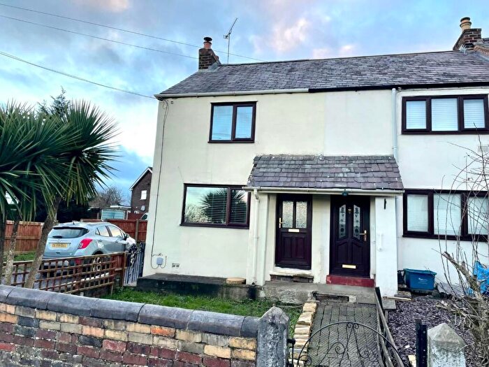 2 Bedroom End Of Terrace House To Rent In Stanley Road, Buckley, CH7