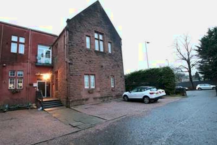 3 Bedroom Flat To Rent In Anniesland Road, Anniesland, G13