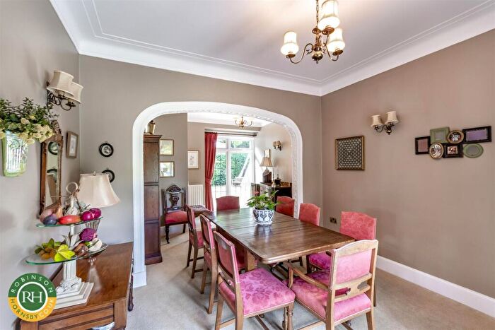 2 Bedroom Detached Bungalow For Sale In St. Erics Road, Doncaster, DN4