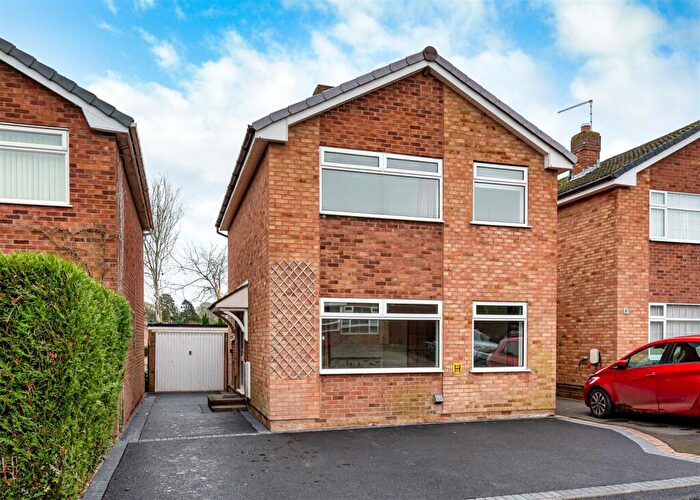 3 Bedroom Detached House For Sale In Easthall Close, Brewood, Stafford, ST19